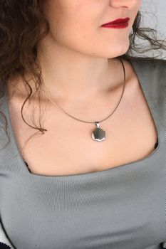 Zawieszka srebrna 925 DIA-ZAW-13911-925 – okrągła gładka puzderko  Biżuteria damska ze srebra (4).jpg