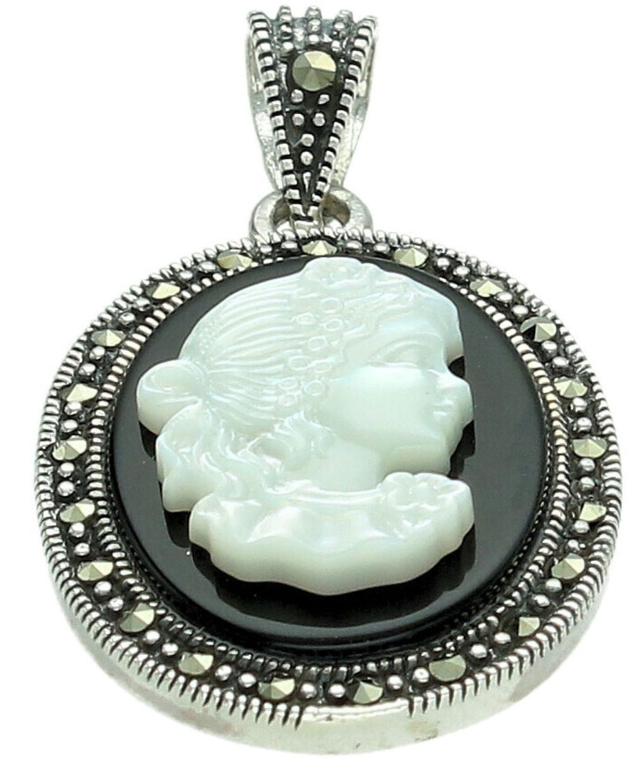 Zawieszka srebrna 925 kamea Biała Dama.jpg