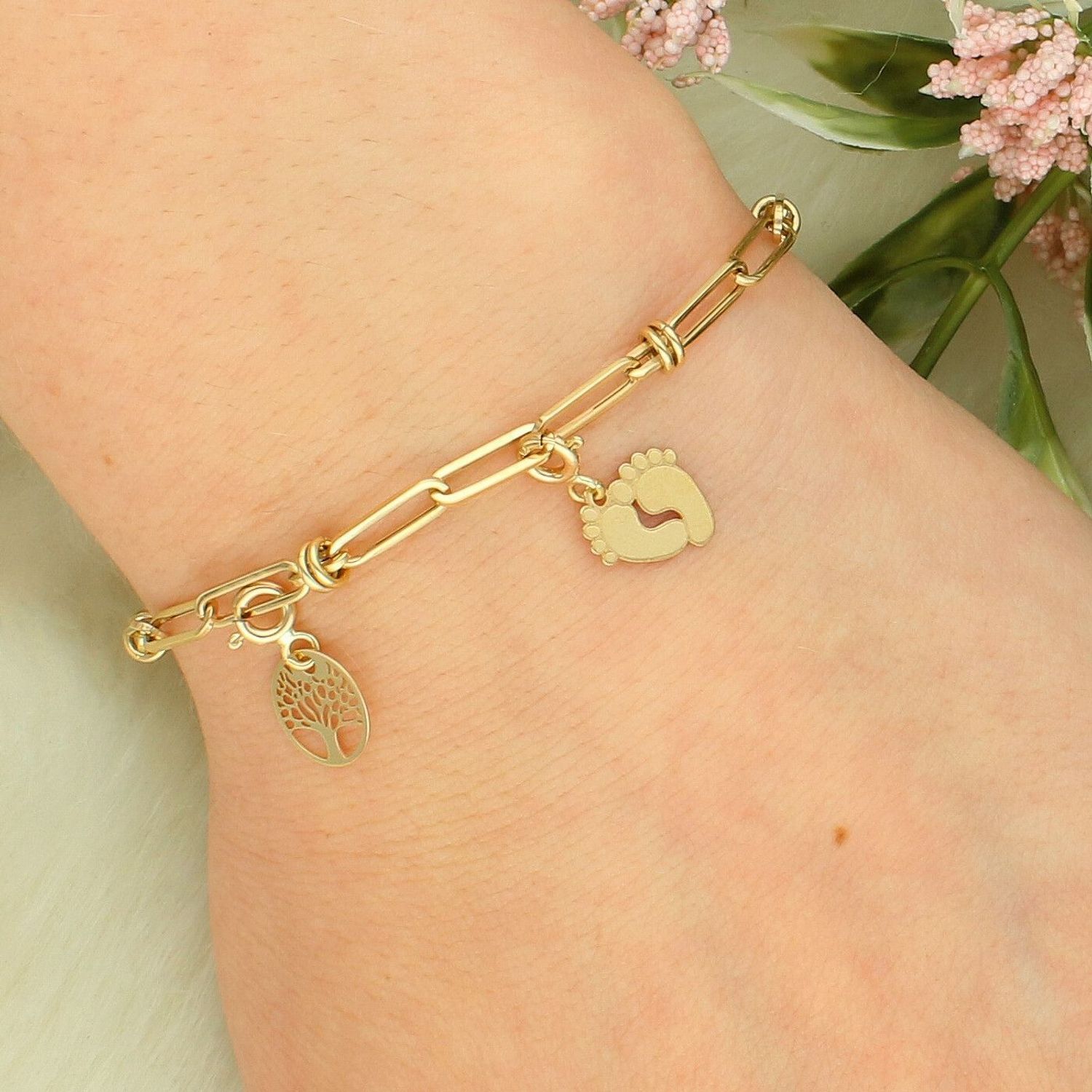Złota zawieszkacharms stópki 585 – charms z karabińczykiem 18 mmffd.jpg