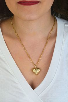 Złota Zawieszka Serce 375 Diamentowane Wypukłe  1,57 g (1).jpg