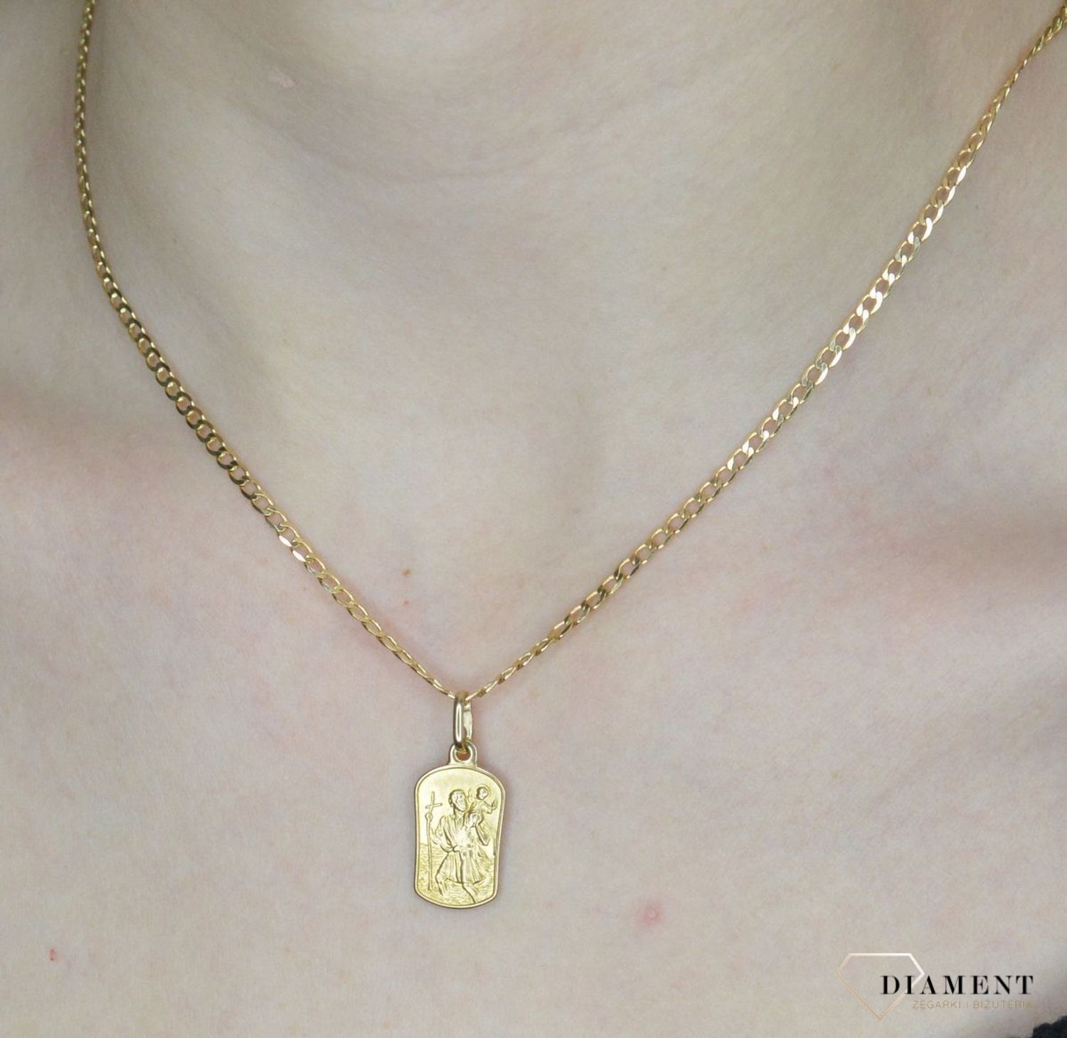 Złota zawieszka medalik 333 święty Krzysztof z możliwością graweru 333 Złota zawieszka medalik. Złoty medalik 333. Złota zawieszka św.Krzysztof. Złoty medalik z patronem kierowców..jpg