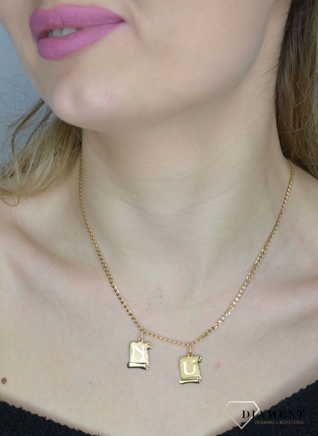 Złota zawieszka damska literka  U 333 Literka U na papirusie DIA-ZAW-1516-333.jpg