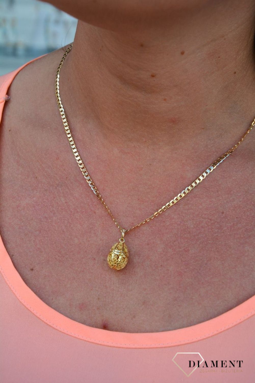 Zawieszka ażurowa kula próby 333 DIA-ZAW-1565-333. Złoty wisiorek w kształcie ażurowej kuli. Wisiorek ten to idealny pomysł na prezent, którym wyjawimy swoje uczucia..jpg