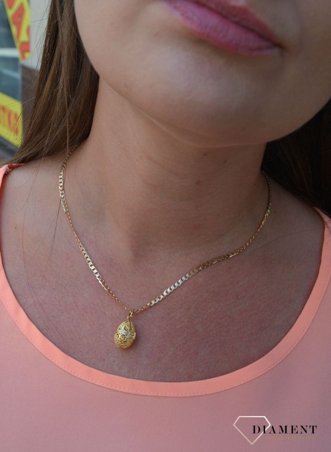 Zawieszka ażurowa kula próby 333 DIA-ZAW-1565-333. Złoty wisiorek w kształcie ażurowej kuli. Wisiorek ten to idealny pomysł na prezent, którym wyjawimy swoje uczucia..jpg