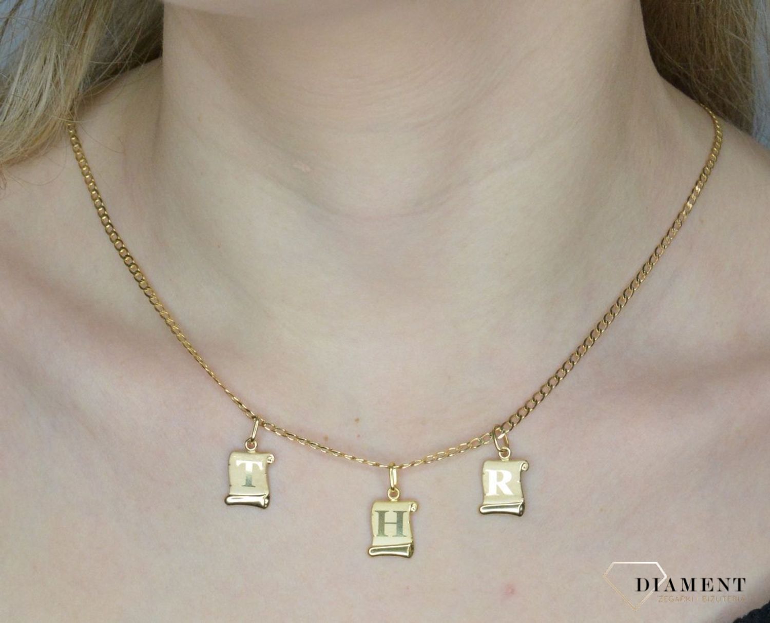 Złota zawieszka damska literka  R 333 Literka R na papirusie DIA-ZAW-1661-333.jpg