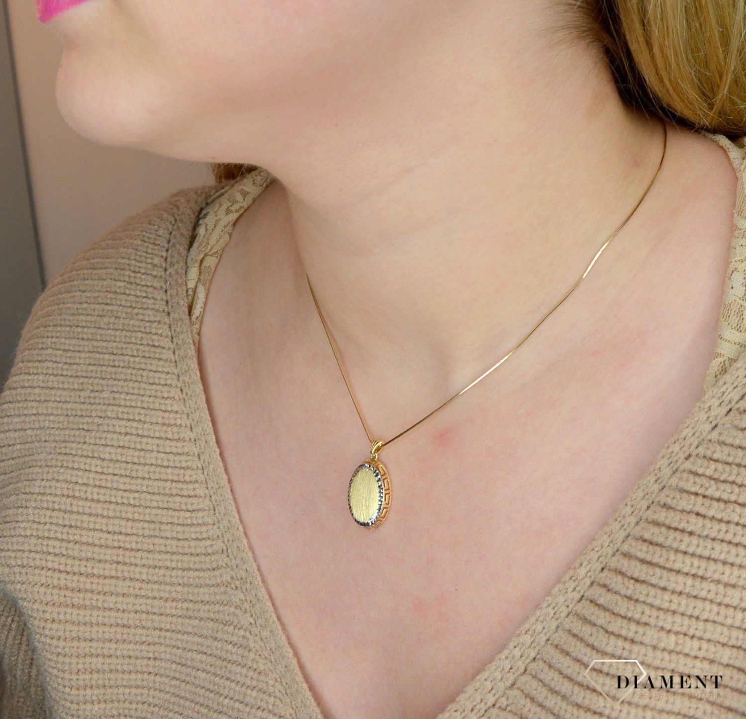 Złota zawieszka 585 owalna 'Droga grecka' DIA-ZAW-1738-585.jpg