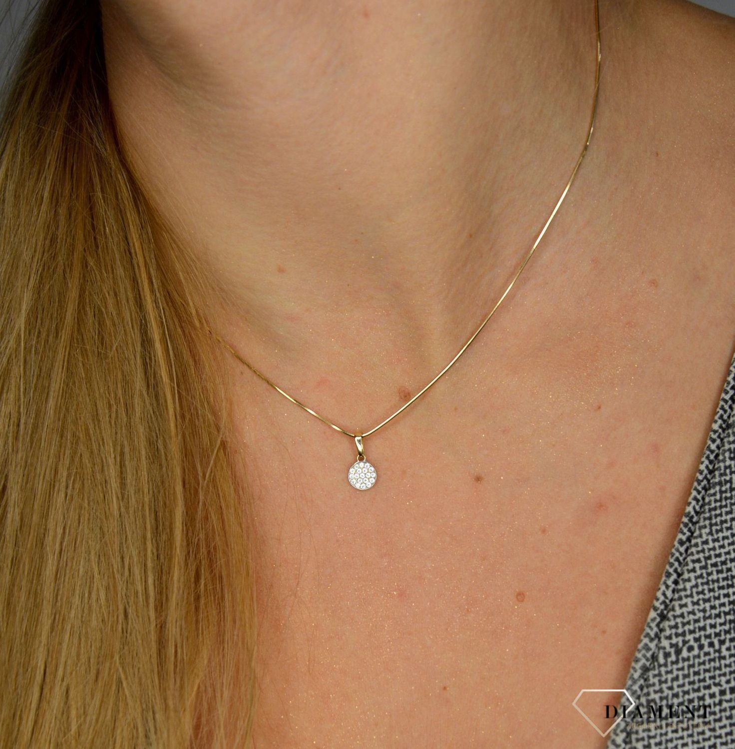 Złota zawieszka 585 z cyrkoniami DIA-ZAW-1741-585.jpg