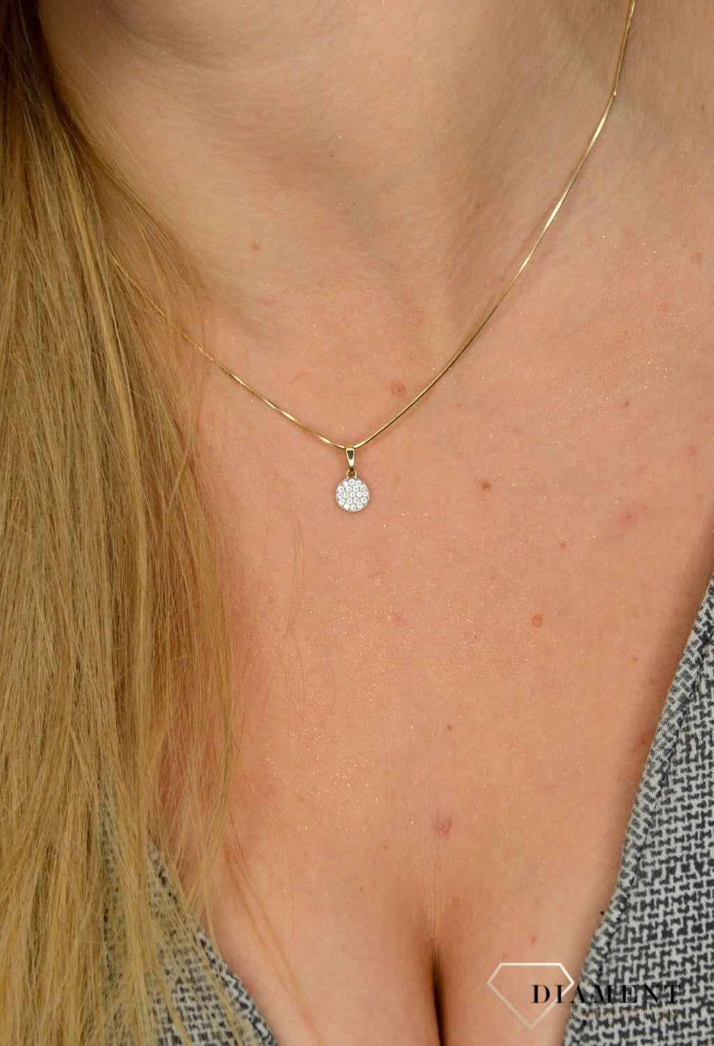 Złota zawieszka 585 z cyrkoniami DIA-ZAW-1741-585.jpg