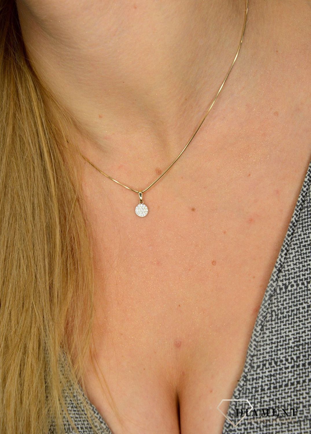 Złota zawieszka 585 z cyrkoniami DIA-ZAW-1741-585.jpg