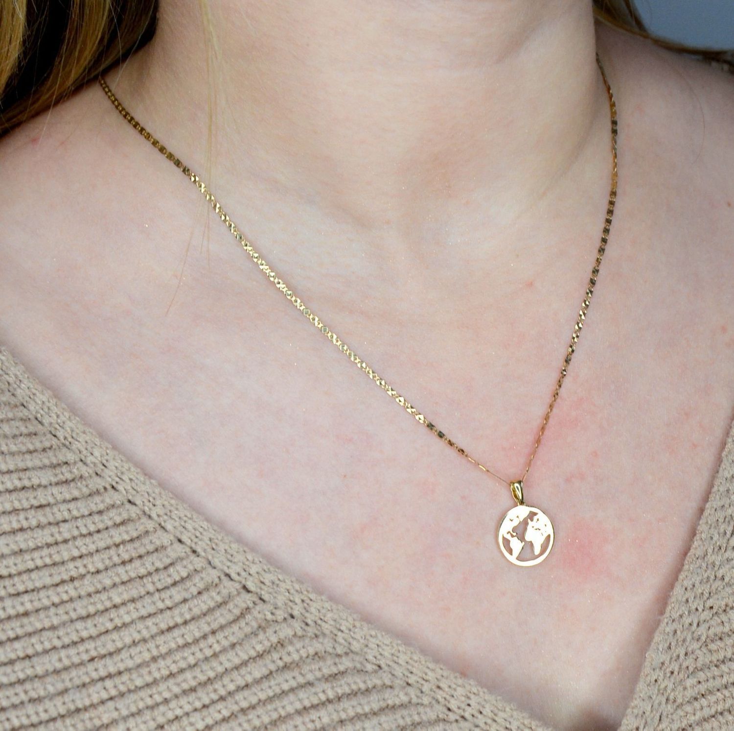 Złota zawieszka celebrytka 585 mapa świataDIA-ZAW-1800-585.jpg