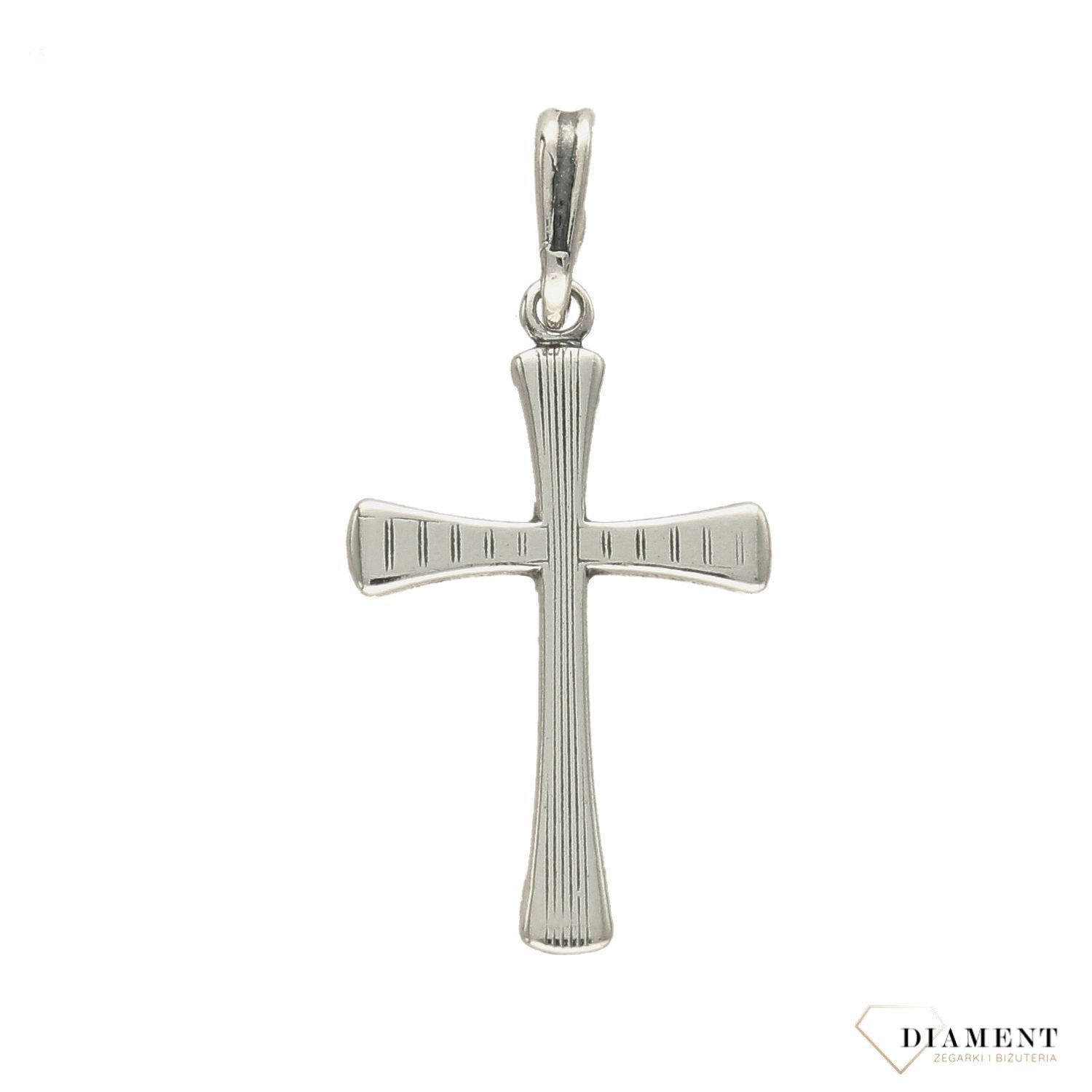 Zawieszka srebrna krzyżyk 3,3 cm DIA-ZAW-1913-925.jpg