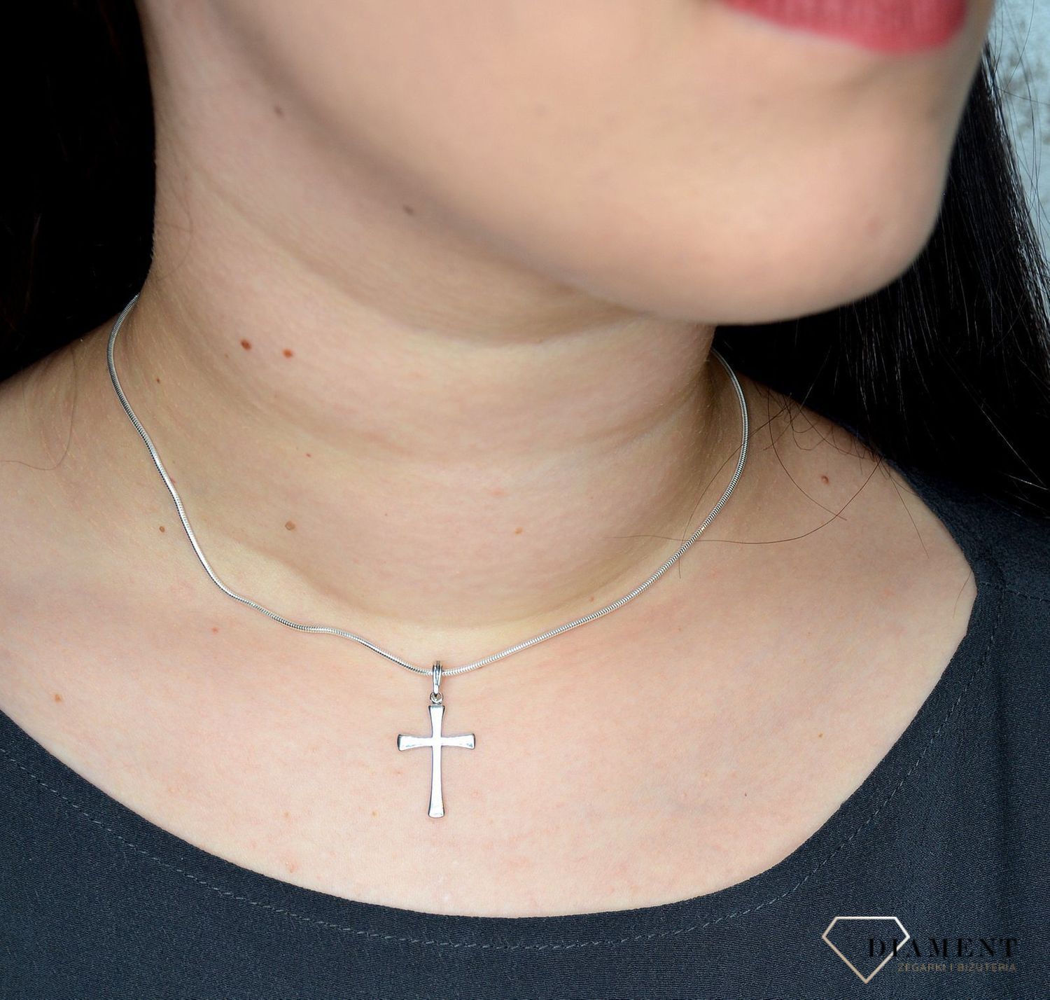 Zawieszka srebrna krzyżyk 3,3 cm DIA-ZAW-1913-925.jpg