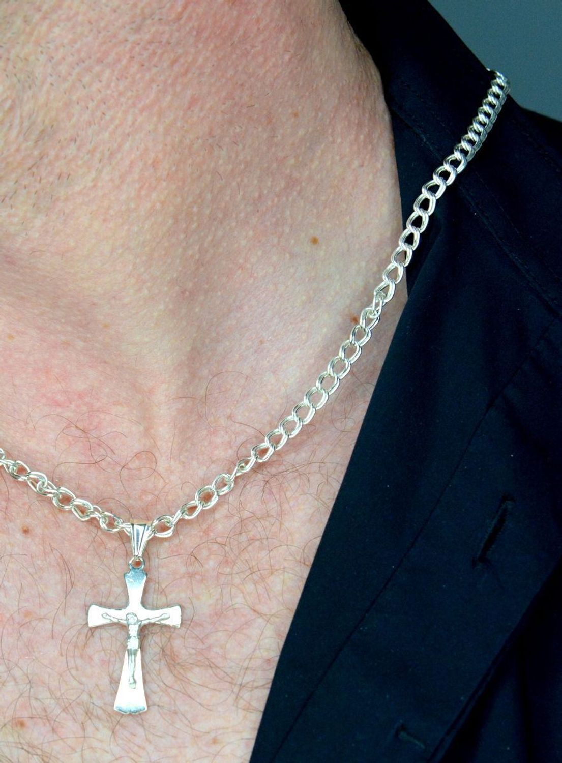 Zawieszka srebrna krzyż  z Jezusem 3,5 cm DIA-ZAW-1919-925. Srebrny krzyż. Srebrny krzyż z wizerunkiem. Krzyż srebrny zawieszka..jpg