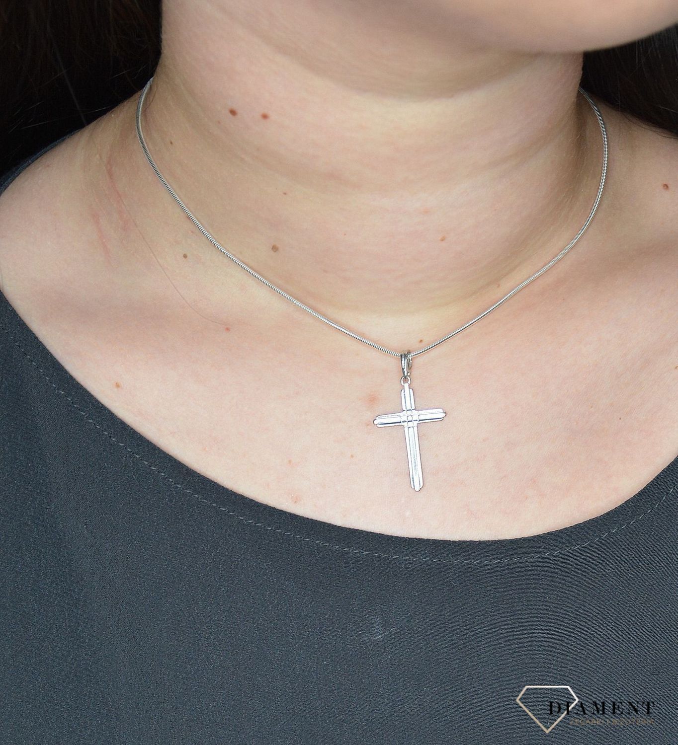 Zawieszka srebrna krzyżyk 4 cm DIA-ZAW-1930-925..jpg