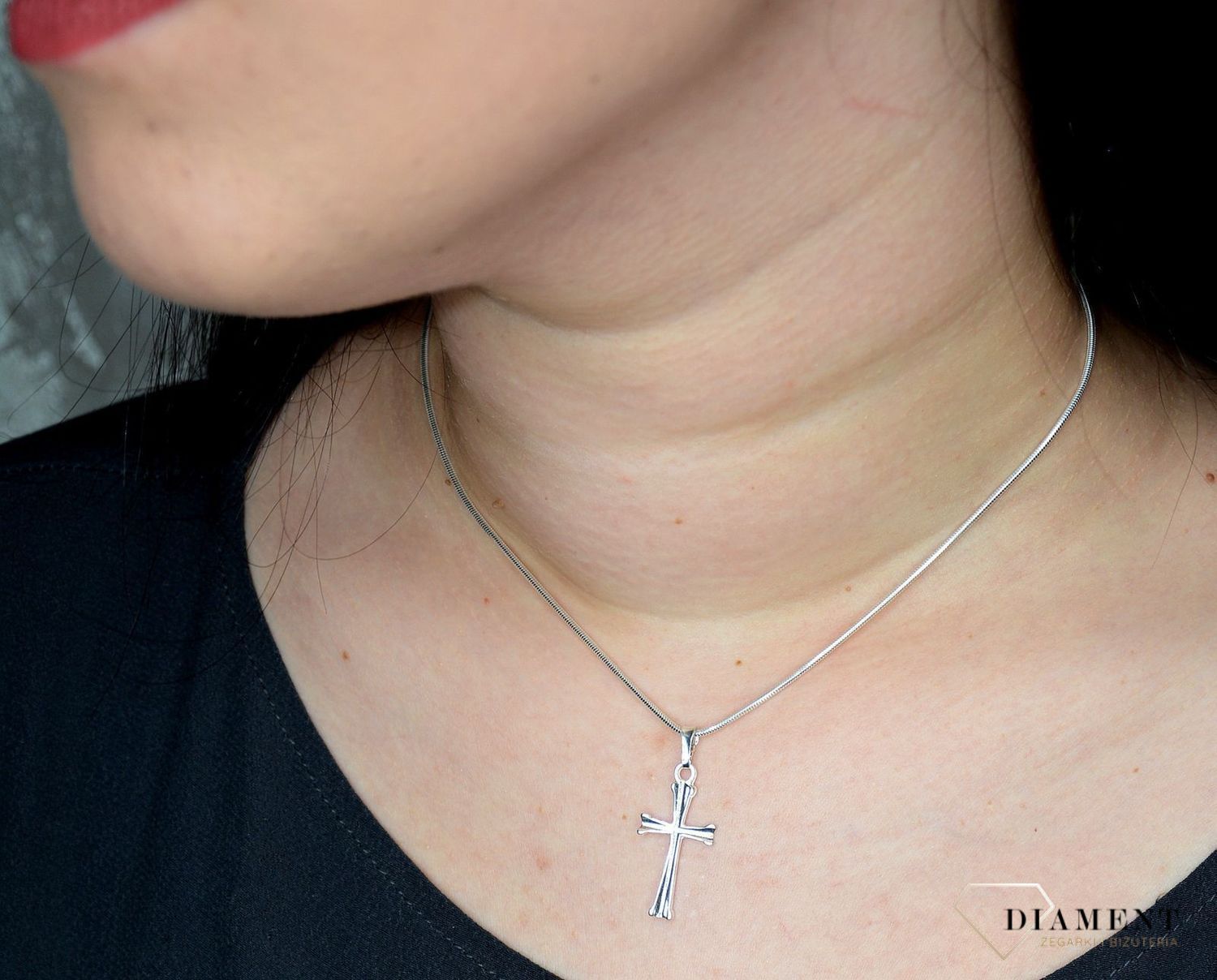 Zawieszka srebrna krzyżyk 3,5 cm DIA-ZAW-1975-925.jpg