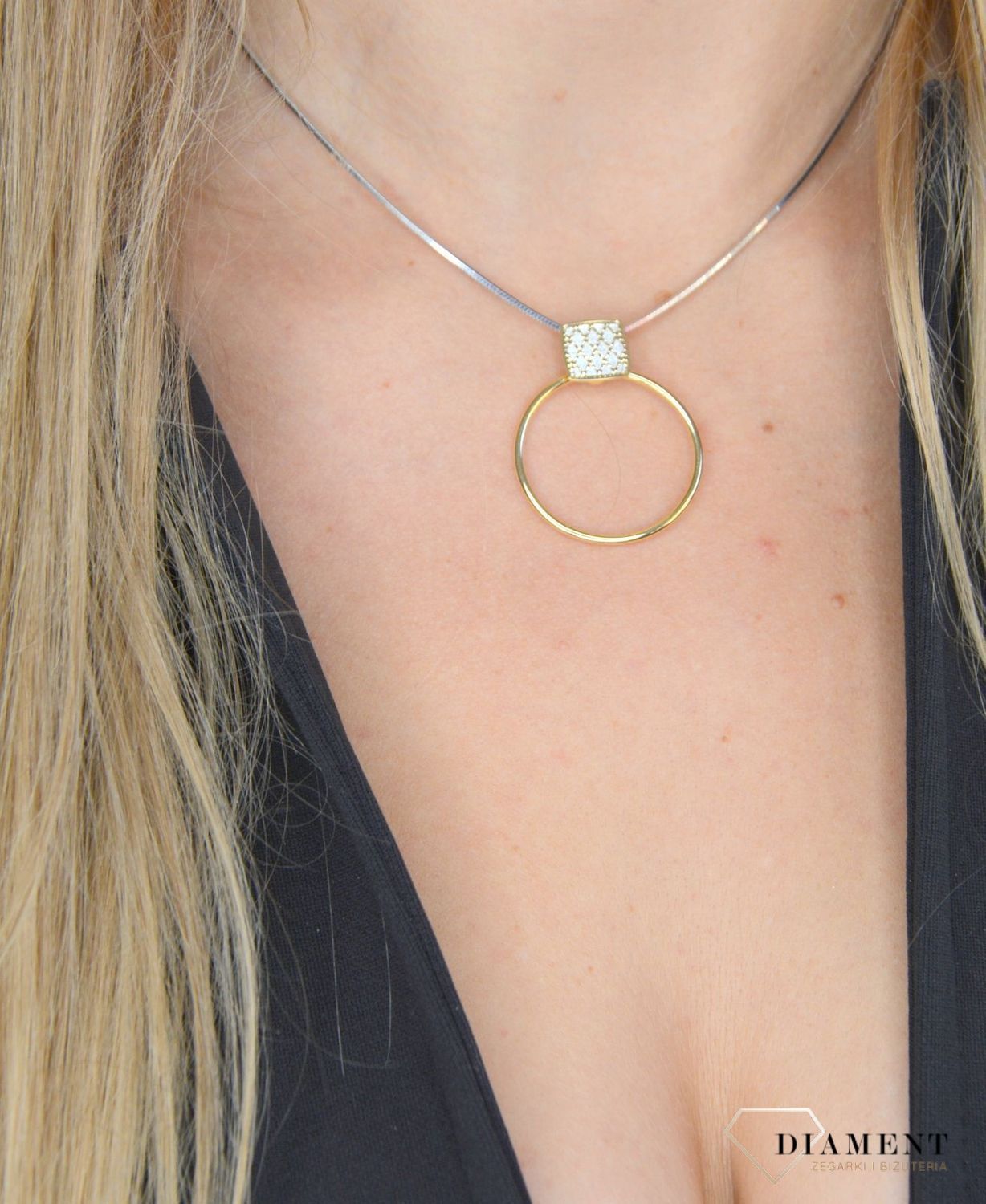 Złota okrągła zawieszka 585 'geometryczne koło' DIA-ZAW-205574-58511.jpg