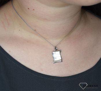 Zawieszka srebrna papirus. Zawieszka srebrna papirus wykonana z próby 925. Idealnie sprawdzi się na wykonanie wyjątkowego graweru. Wisiorek będzie pięknym dowodem miłości do dziewczyny, żony, córki (2).JPG