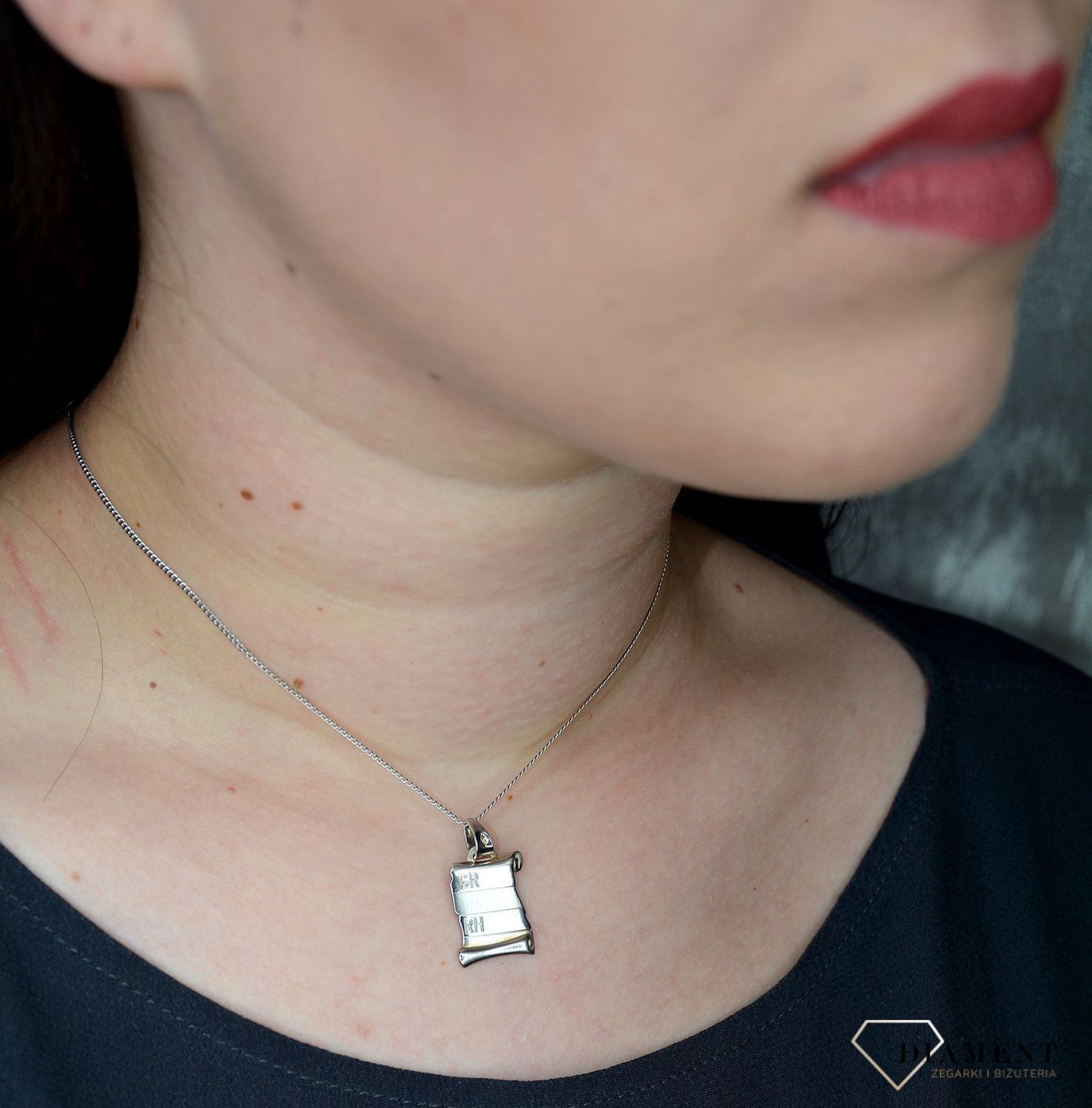 Zawieszka srebrna papirus 'Blaszka z grawerem grupy krwi' DIA-ZAW-2084-925.jpg