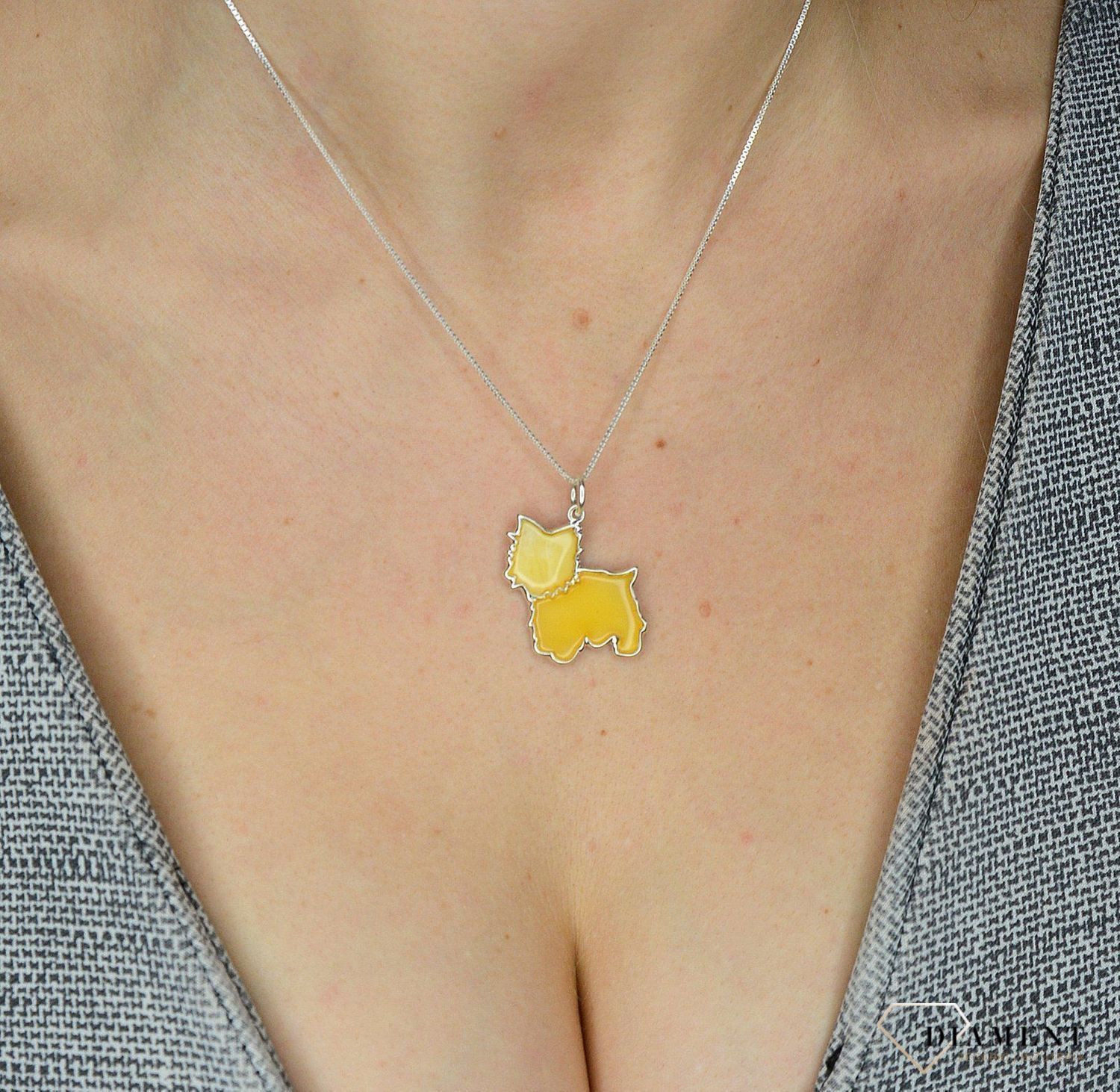 Zawieszka bursztyn kot w mlecznym kolorze DIA-ZAW-2235-925.jpg