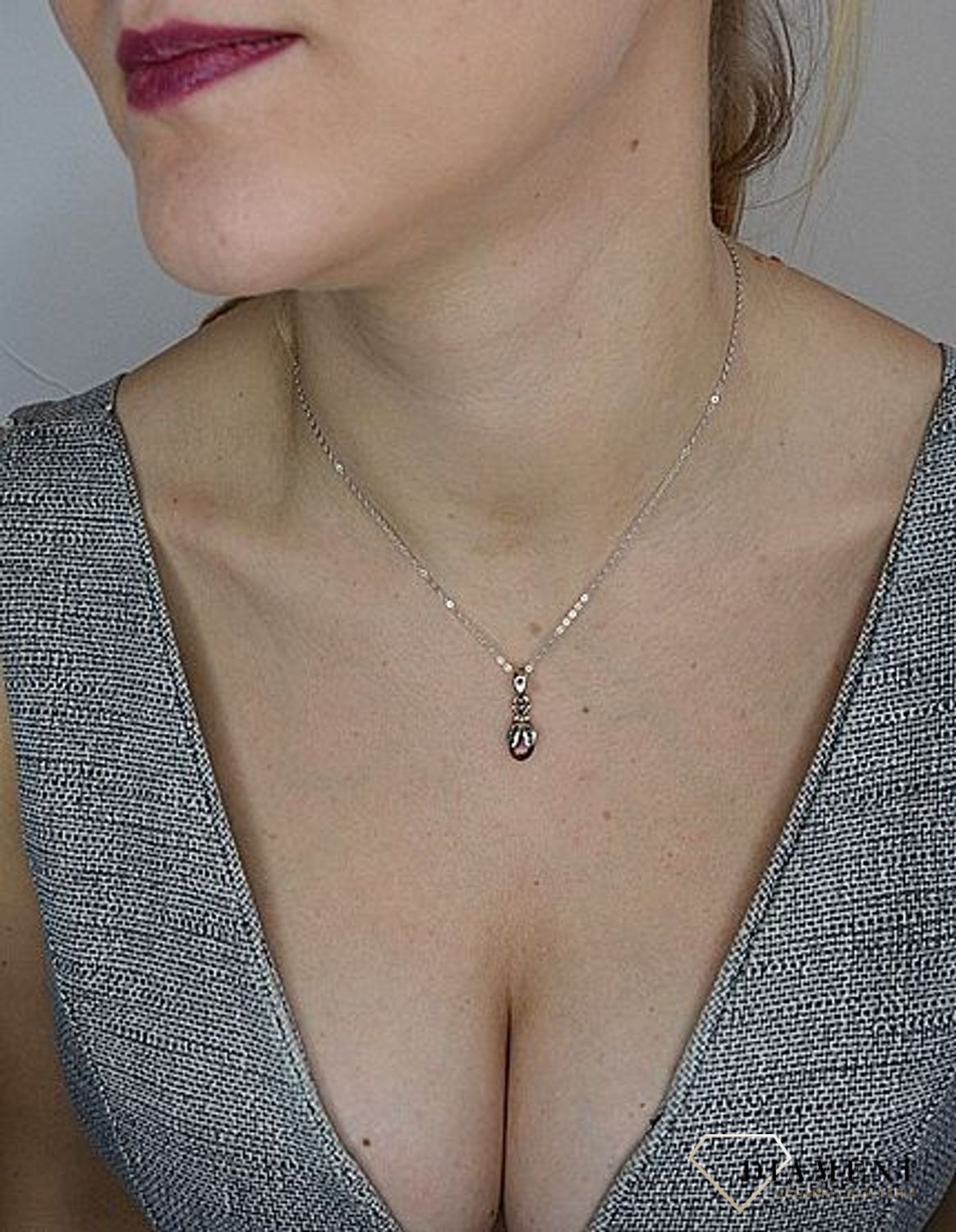 Zawieszka srebrna w kształcie biedronki z bursztynem DIA-ZAW-2467.jpg