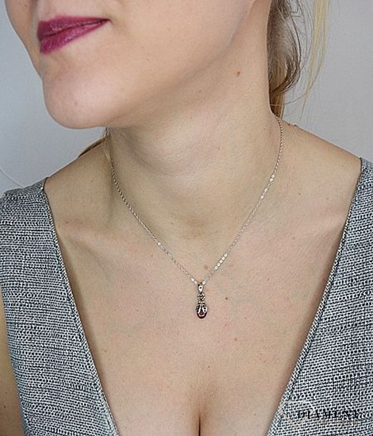 Zawieszka srebrna w kształcie biedronki z bursztynem DIA-ZAW-2467.jpg