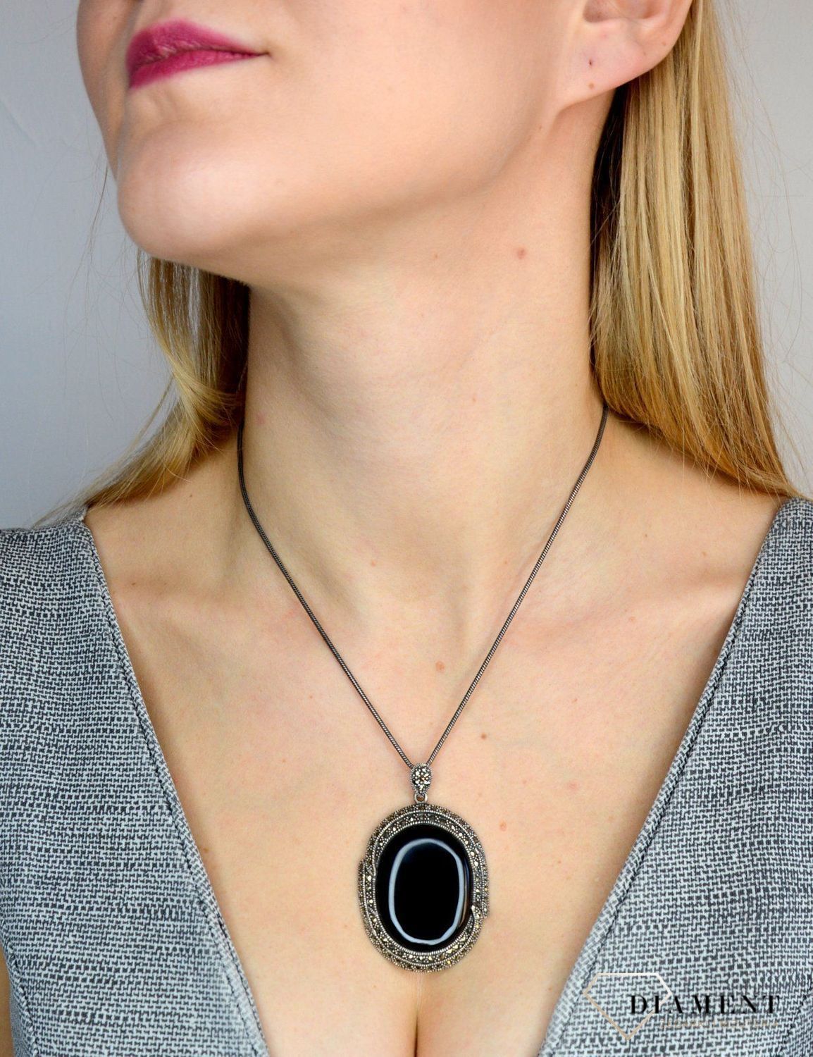 Srebrna zawieszka z markazytami i onyksem DIA-ZAW-2496-925.jpg