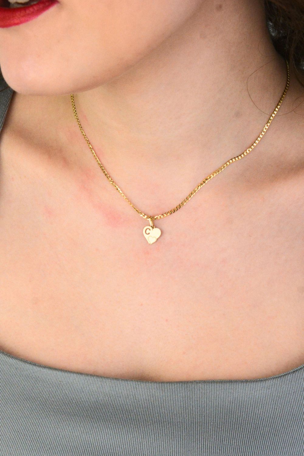 Złota zawieszka 585 serce z literką C DIA-ZAW-2607C-585.jpg