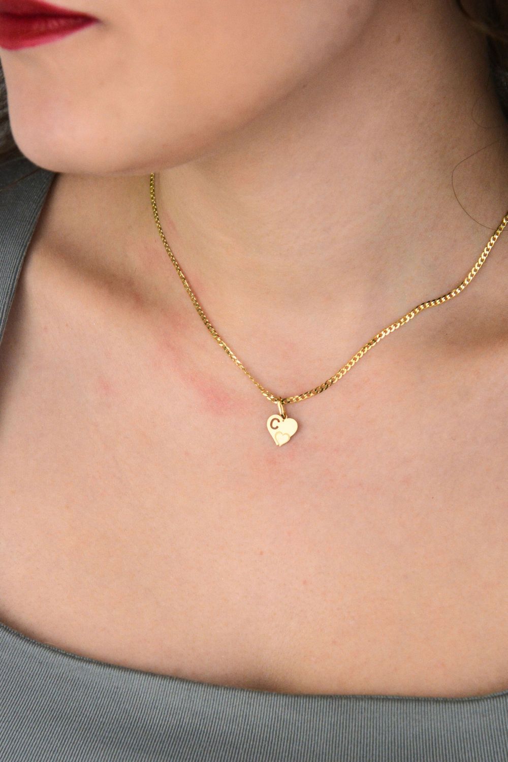 Złota zawieszka 585 serce z literką C DIA-ZAW-2607C-585.jpg