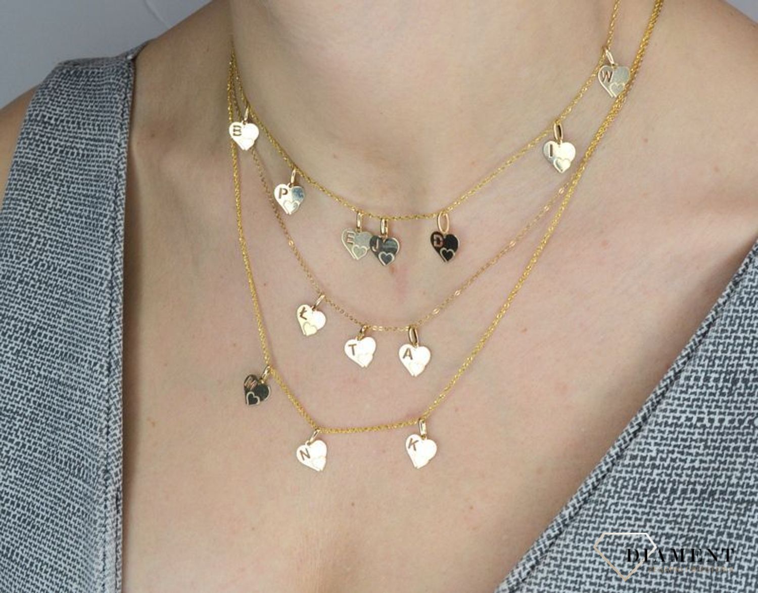 Złota zawieszka 585 serce z literką J DIA-ZAW-2607J-585 litera J.jpg