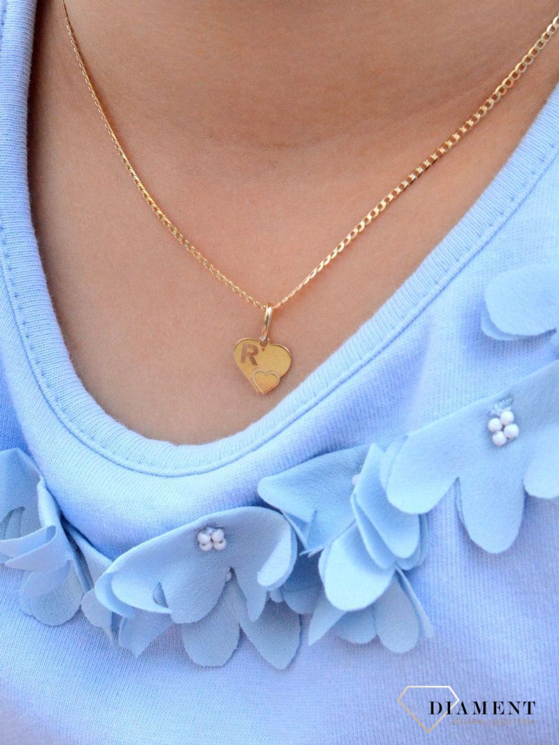 Złota zawieszka litera R 585 serce z literką R DIA-ZAW-2607R-585.jpg
