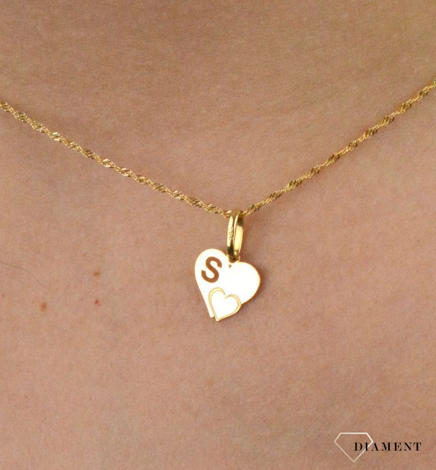 Złota zawieszka serce z literką S DIA-ZAW-2607S-585.jpg