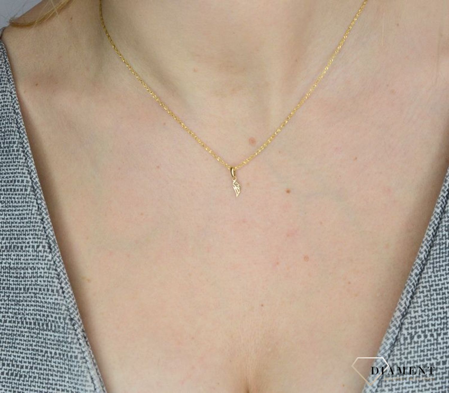 Złota zawieszka 585 skrzydełko DIA-ZAW-2614-585.jpg