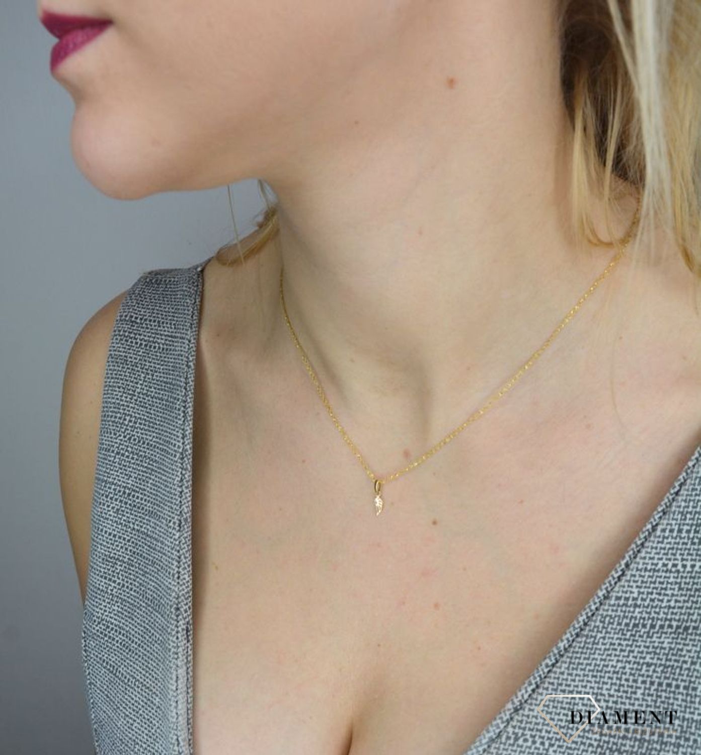 Złota zawieszka 585 skrzydełko DIA-ZAW-2614-585.jpg