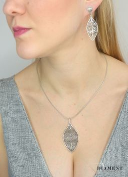 Zawieszka srebrna 'Ażurowy Liść' DIA-ZAW-2788-925. Idealna na prezent dla kobiety. Ten oryginalny wisiorek spodoba się kobiecie ceniącej nietypową, wyrazistą biżuterię inspirowaną naturą (3).JPG