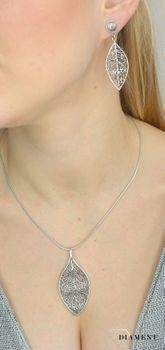 Zawieszka srebrna 'Ażurowy Liść' DIA-ZAW-2788-925. Idealna na prezent dla kobiety. Ten oryginalny wisiorek spodoba się kobiecie ceniącej nietypową, wyrazistą biżuterię inspirowaną naturą (5).JPG