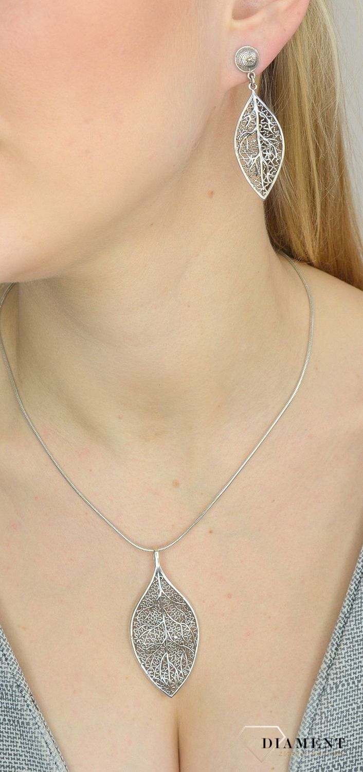 Zawieszka srebrna 'Ażurowy Liść'.jpg