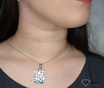 Zawieszka misiek biała emalia DIA-ZAW-2877-STAL💎 Zawieszka wykonane z najwyższej jakości stali 316L 💎 Idealny pomysł na prezent 💎 Zawieszka do łańcuszka (1).JPG