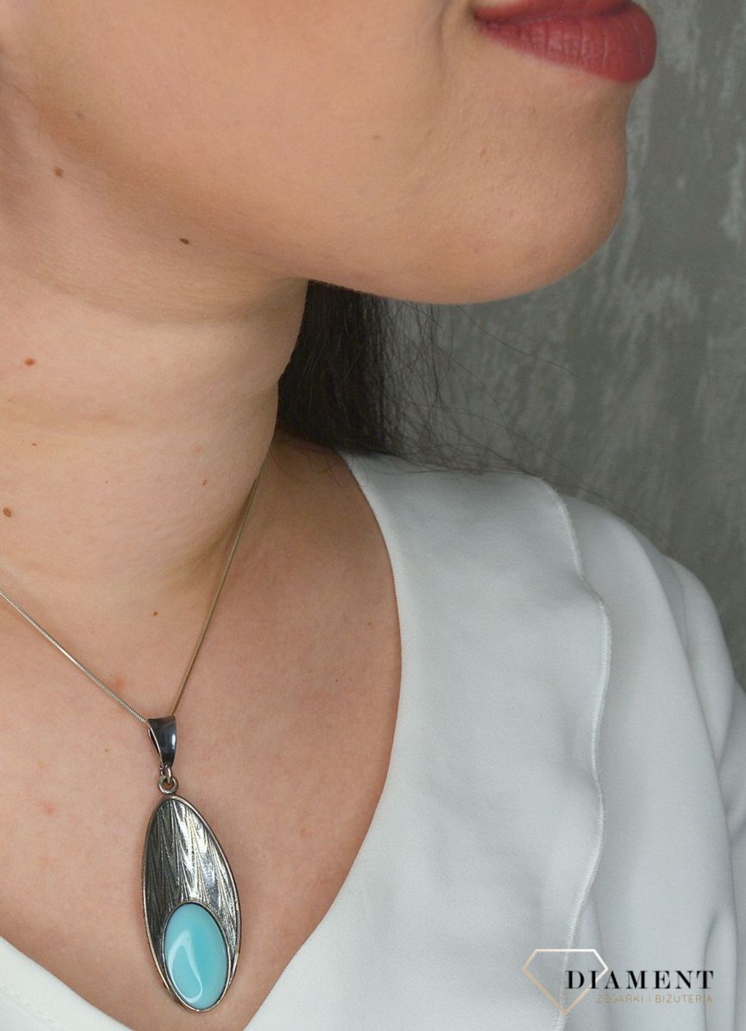 Srebrna zawieszka duży turkus syntetyczny DIA-ZAW-2926-925.jpg