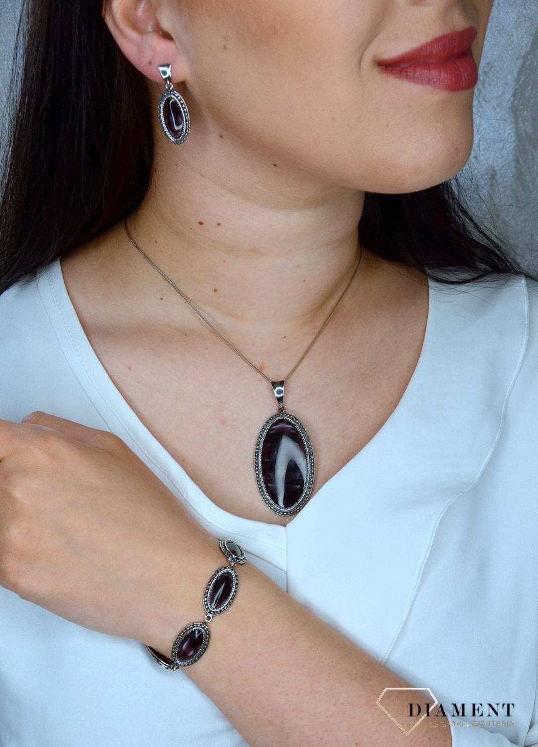 Srebrna zawieszka z agatem i oksydą DIA-ZAW-2928-925.jpg