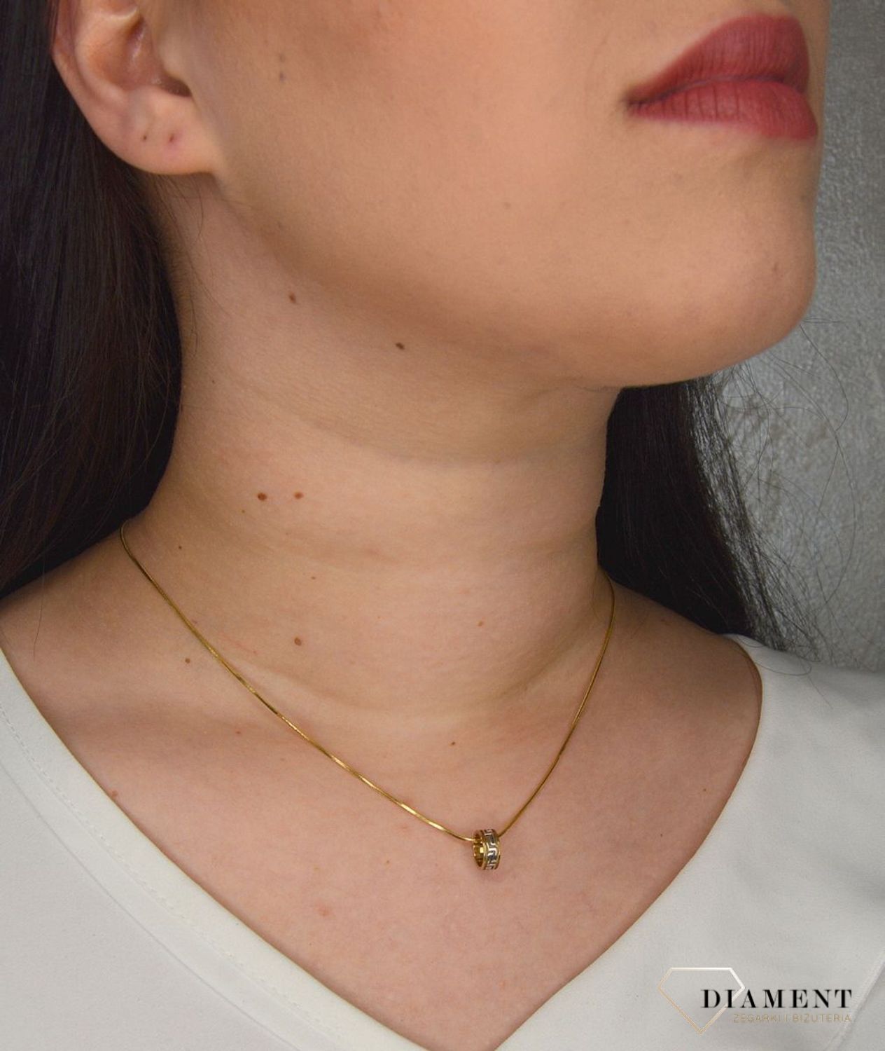 Złota zawieszka 333 kółko z drogą grecką białe złoto DIA-ZAW-2991-333.jpg