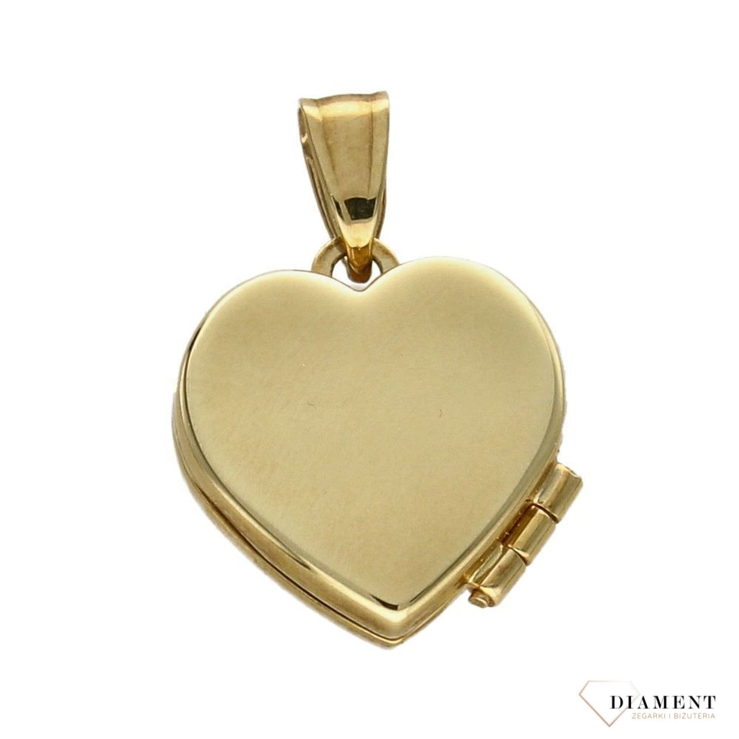 Zawieszka serce próby 333 DIA-ZAW-3055-333. Wyjątkowy sekretnik w kształcie serca, wykonany ze złota. W zamykanym puzderku można ukryć zdjęcie bliskiej osoby lub schować liścik z wyznaniem, nosząc go koło serca..jpg