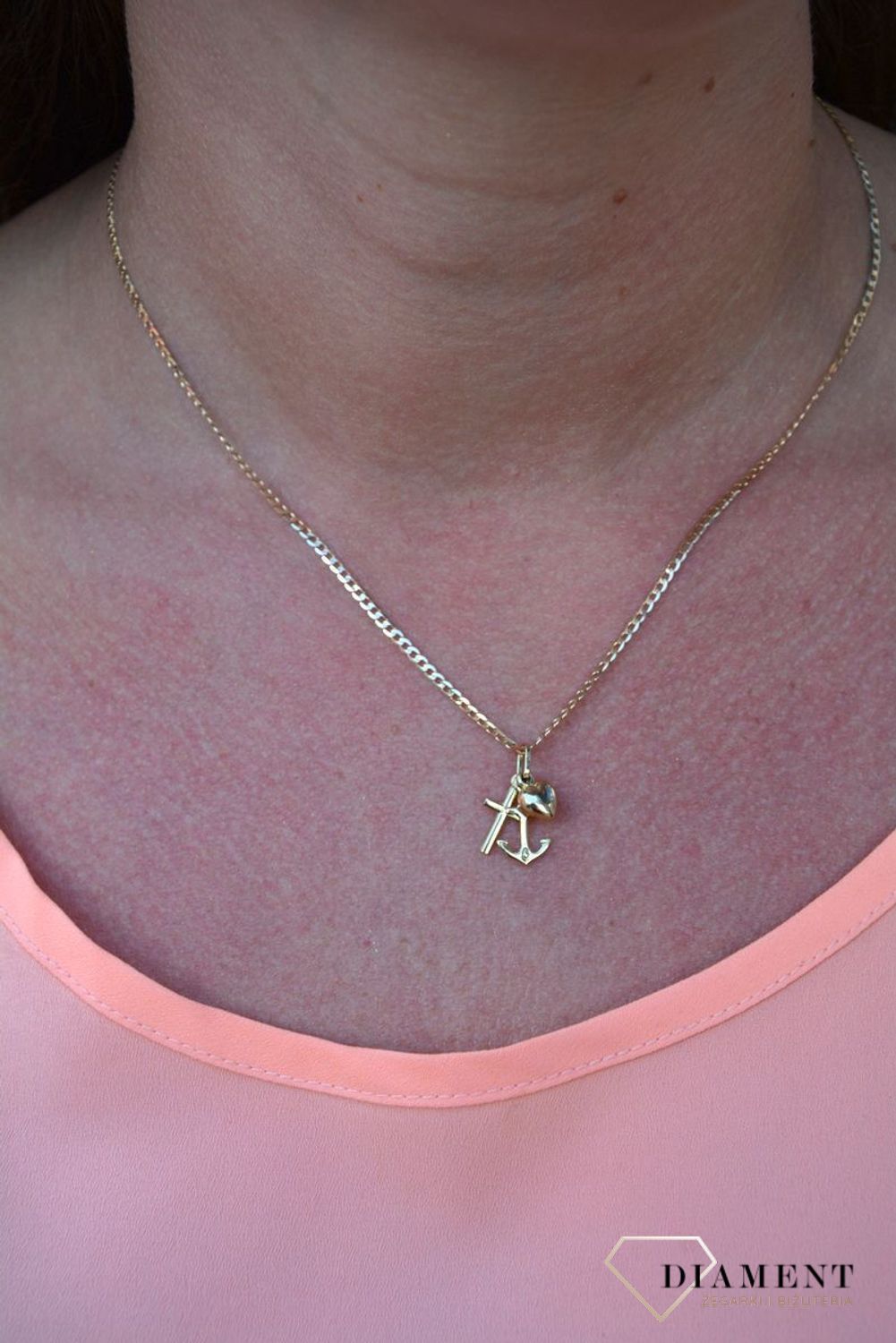 Zawieszka wiara,nadzieja,miłość próby 333 DIA-ZAW-3050-333. Wisiorek z 3-ma zawieszkami serce, krzyżyk, kotwica. Wisiorek ten to idealny pomysł na prezent..jpg