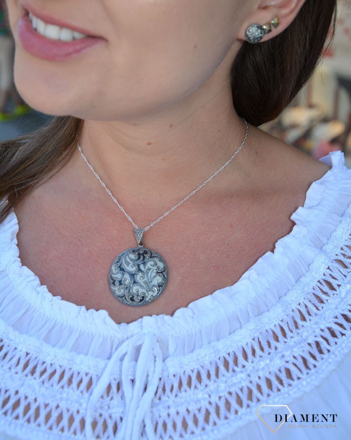 Srebrna zawieszka okrągła markazyty i emalia DIA-ZAW-3089-925.jpg