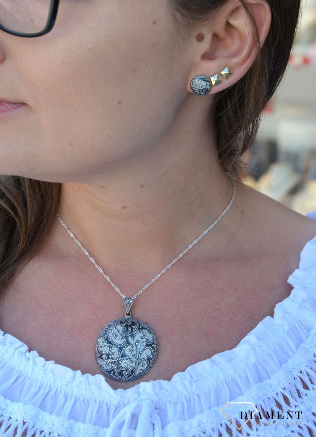 Srebrna zawieszka okrągła markazyty i emalia DIA-ZAW-3089-925.jpg