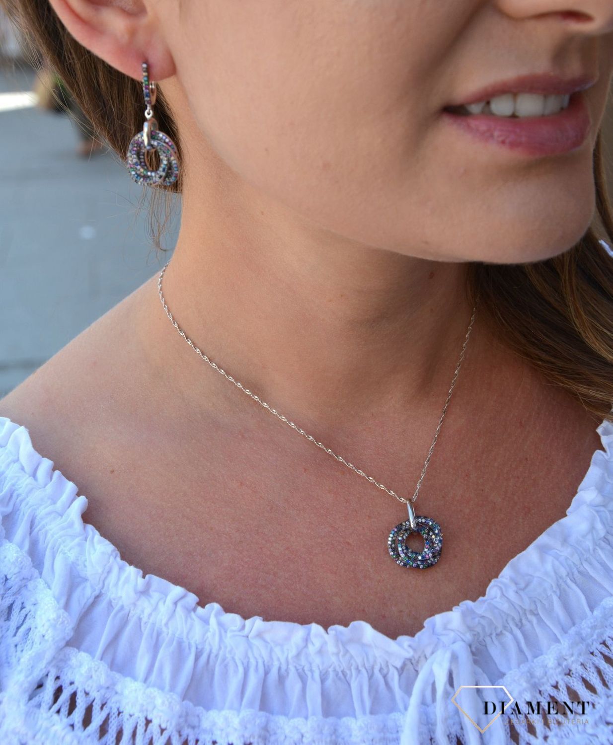 Srebrna zawieszka złączone kolorowe kółka DIA-ZAW-3098-925.jpg