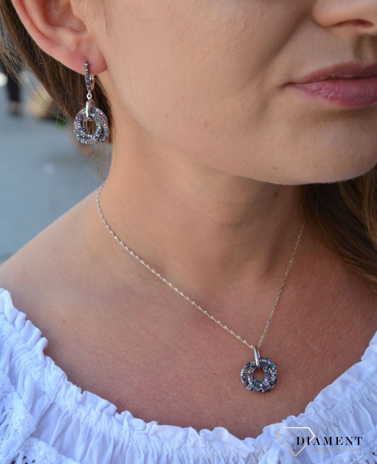 Srebrna zawieszka złączone kolorowe kółka DIA-ZAW-3098-925.jpg