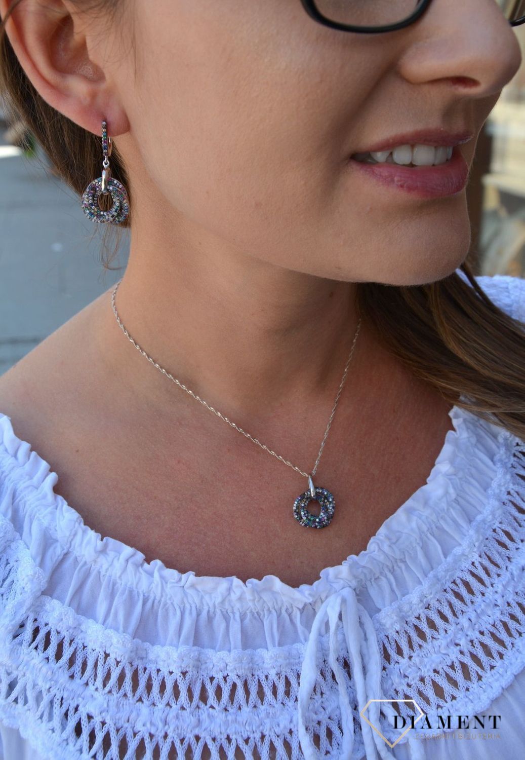 Srebrna zawieszka złączone kolorowe kółka DIA-ZAW-3098-925.jpg