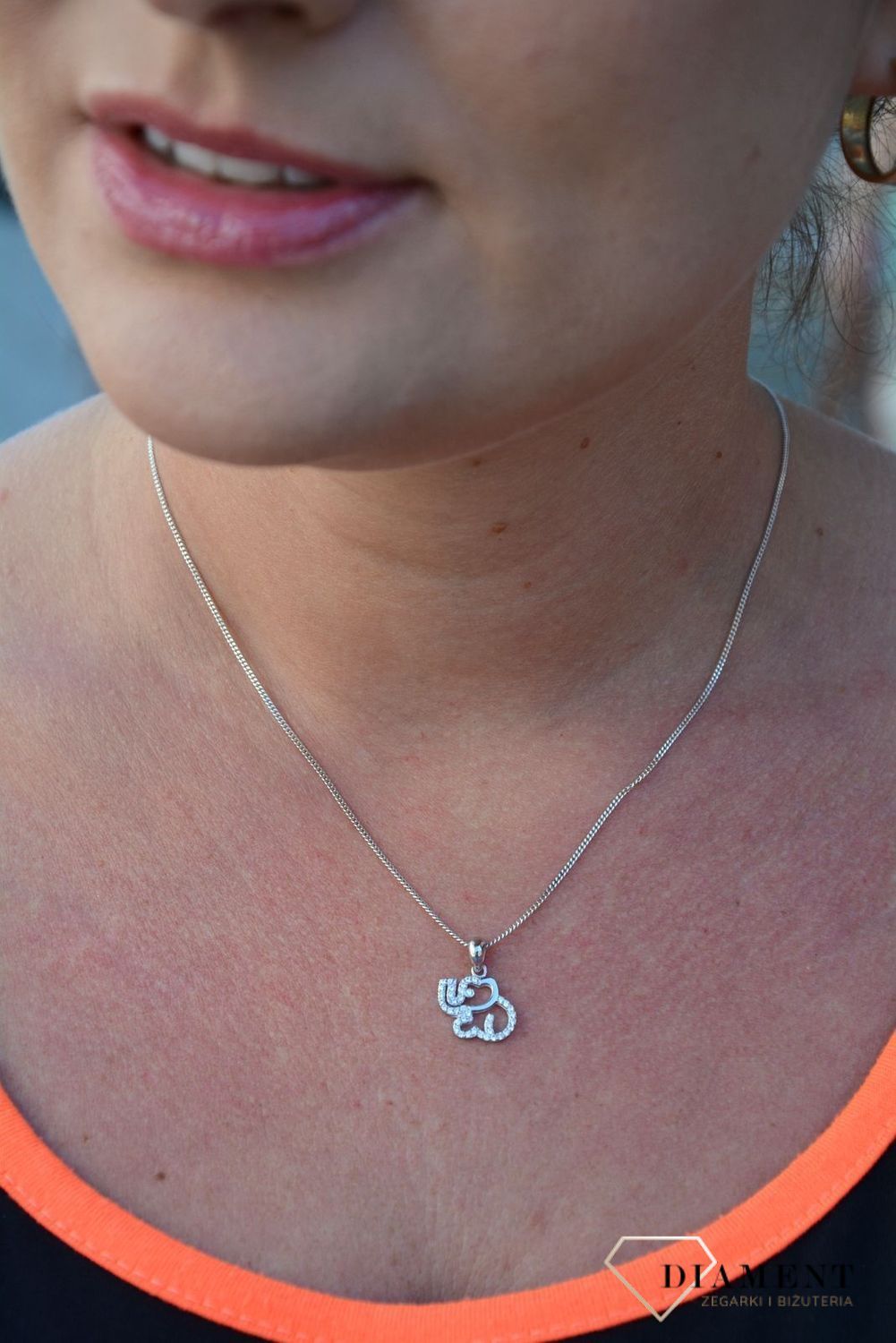 Srebrna zawieszka słoń z cyrkoniami DIA-ZAW-3179-925.jpg