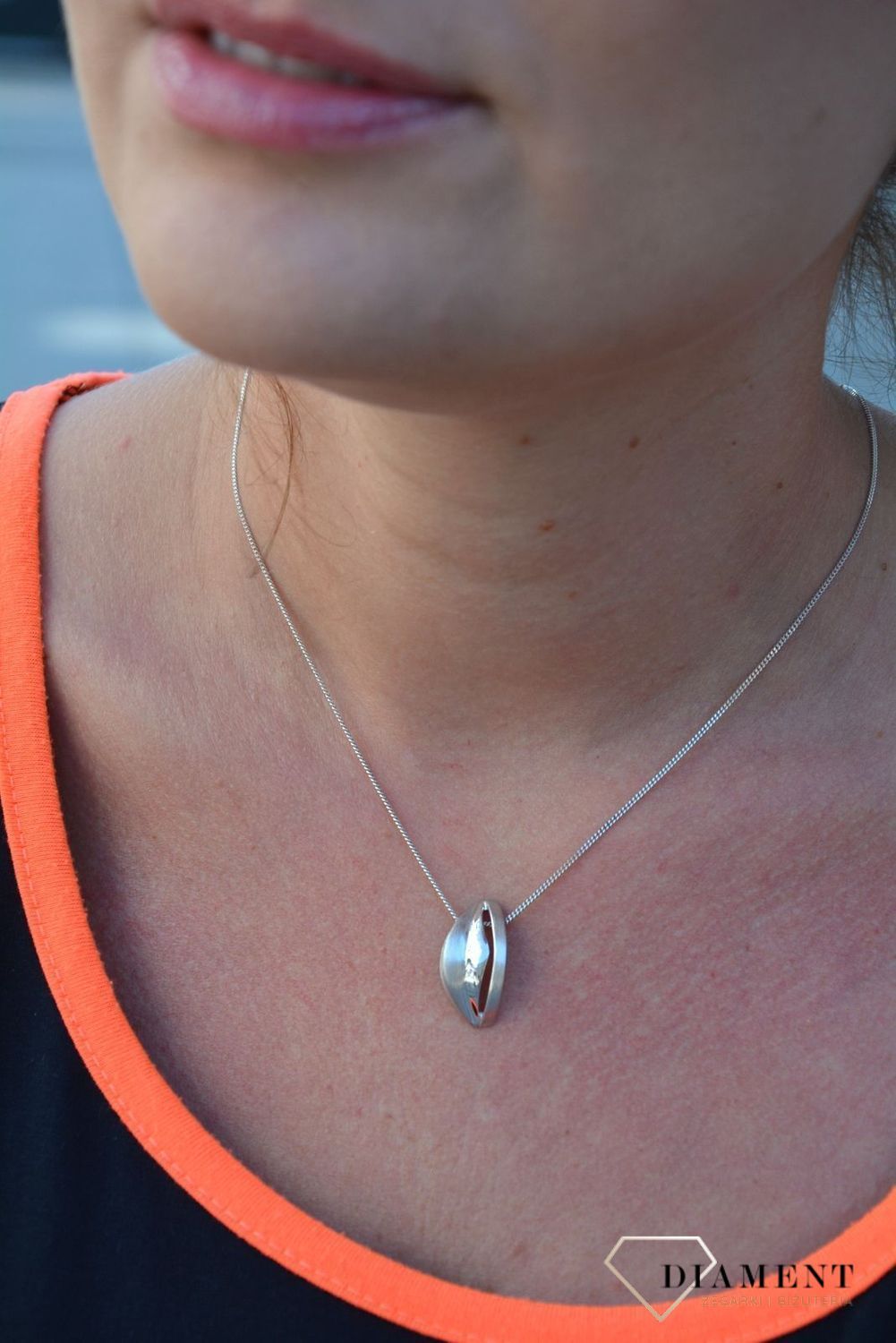 Srebrna zawieszka matowe i błyszczące połączenie DIA-ZAW-3188-925.jpg