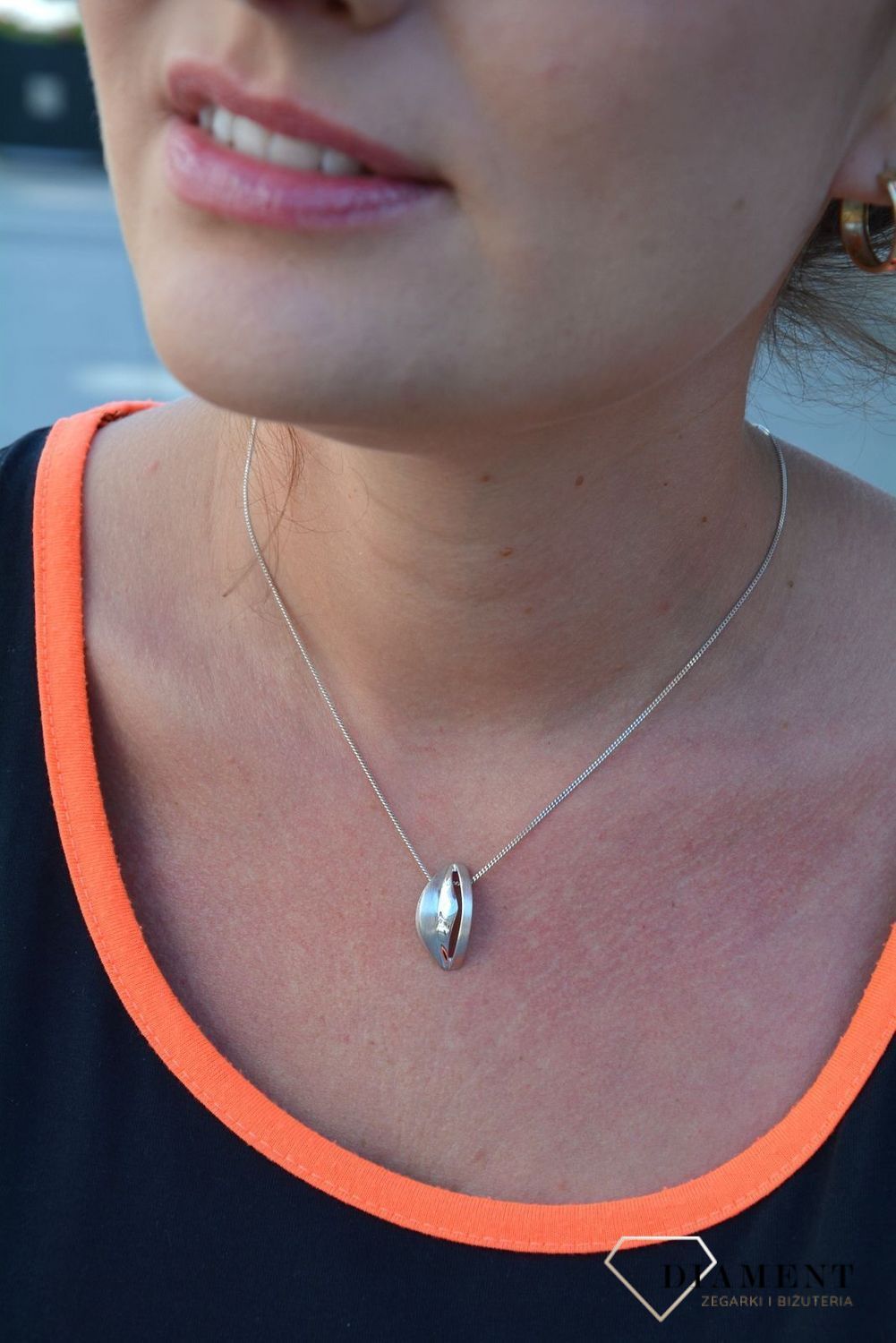 Srebrna zawieszka matowe i błyszczące połączenie DIA-ZAW-3188-925.jpg